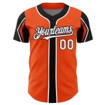 Maglia da baseball personalizzata arancione, colori autentici, 3 maniche, forme bianche e nere Maglia da baseball personalizzata arancione, colori autentici, 3 maniche, forme bianche e nere